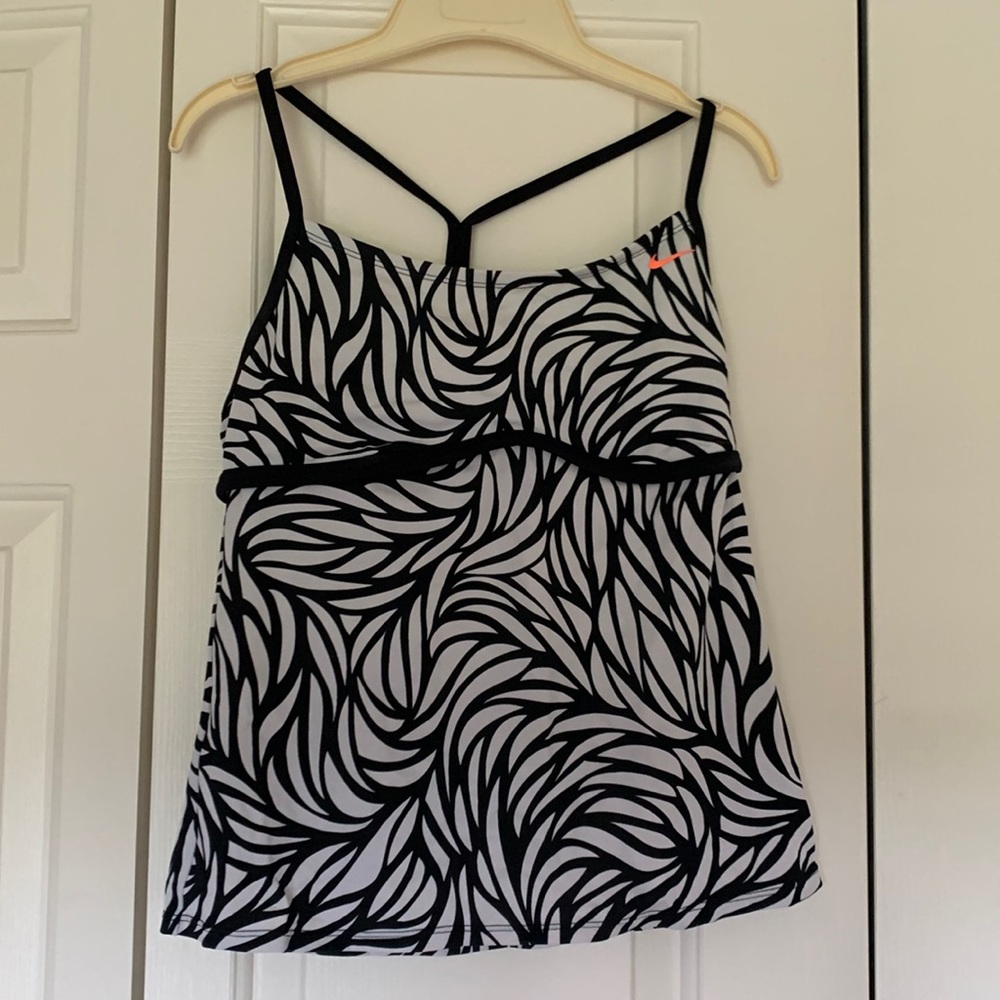 Nike workout top